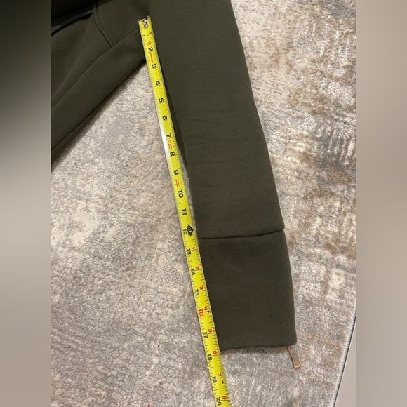 Women’s Olive Green Hooded Sweatshirt Jacket Full Zip Size 2 - Picture 12 of 13